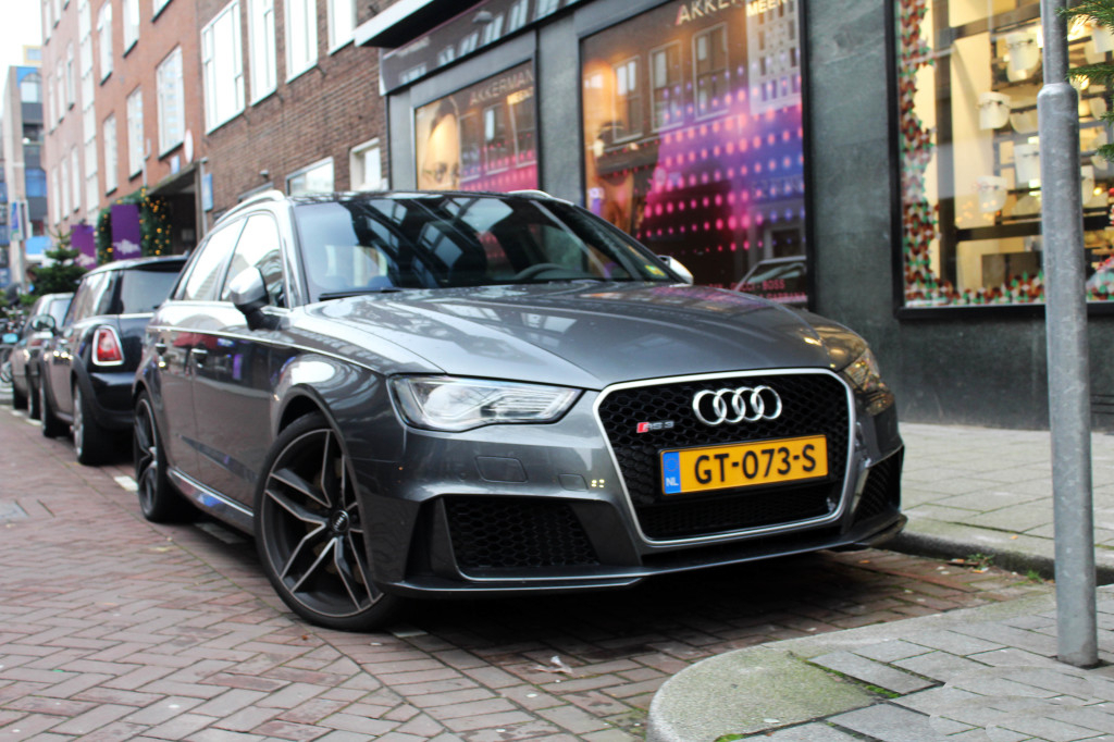 656069RS38V0790.jpg