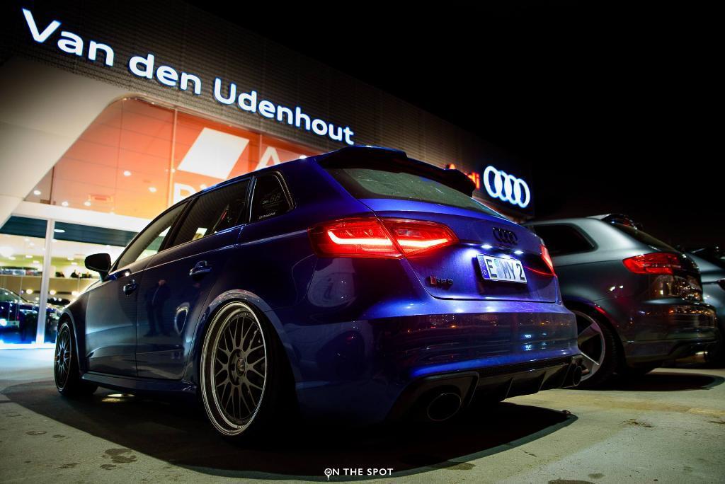657861RS38V2071.jpg