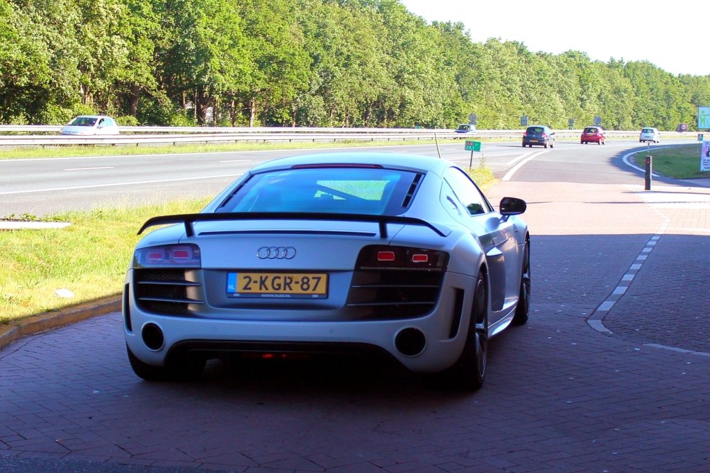 658987R8GT1491.jpg