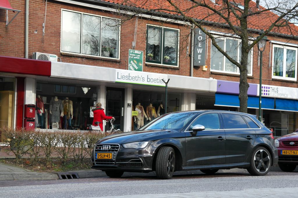 659406S38V282.jpg