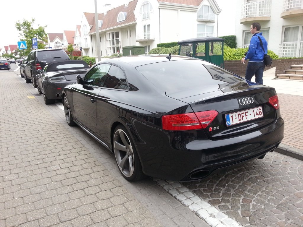 660273AUDIRS51066.jpg