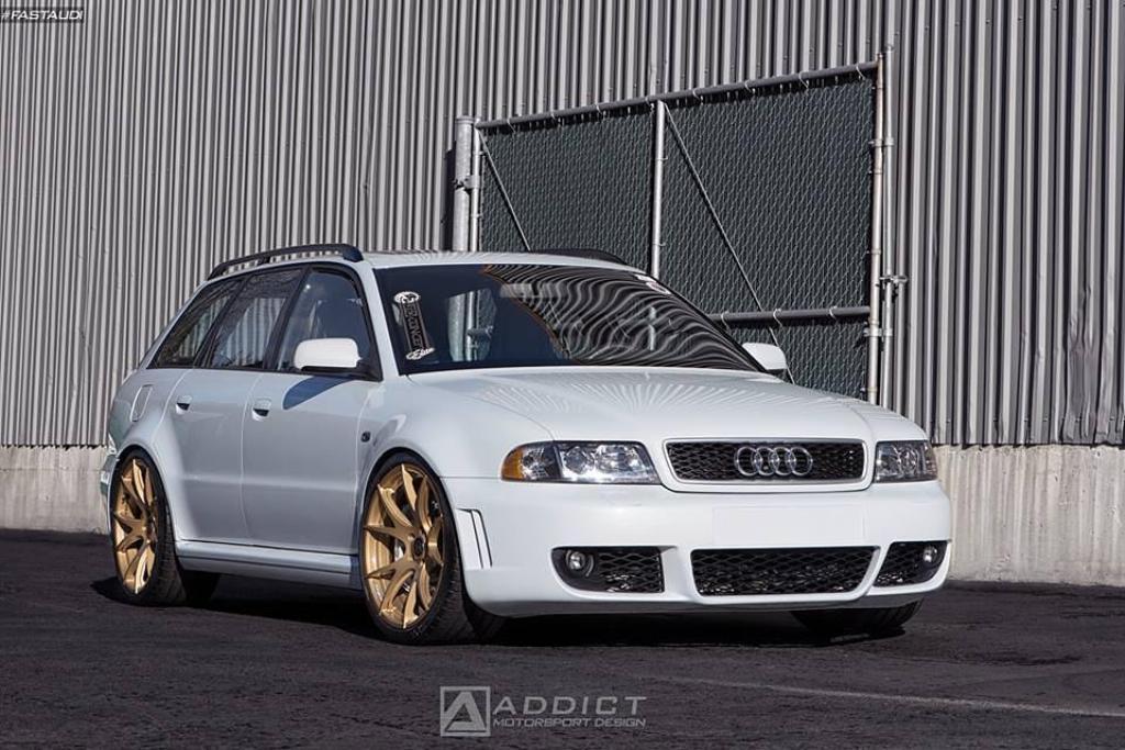662061AUDIRS4B50401.jpg