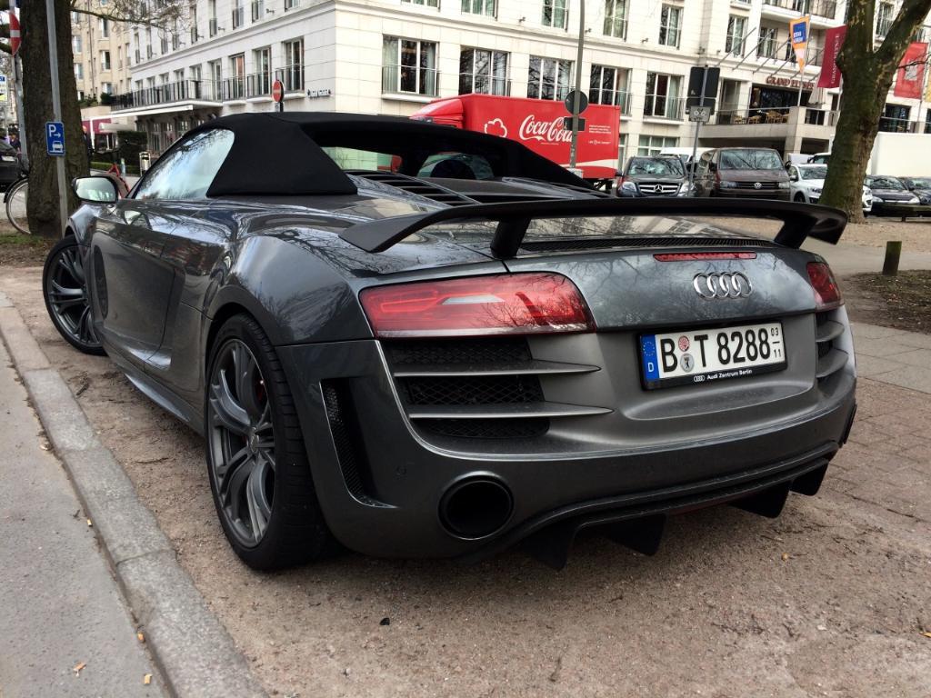 662499R8GT1820.jpg