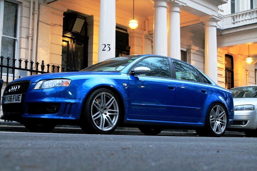 663109AUDIRS4712.jpg