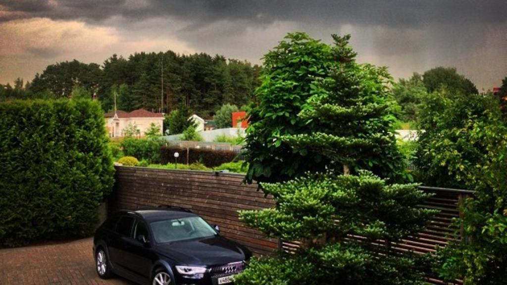 665364928AUDIA6C7ALLROAD.jpg