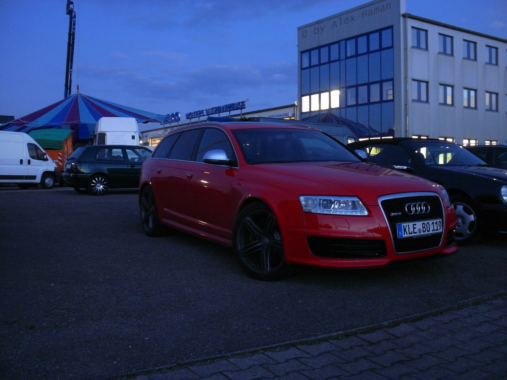 665787RS6ESQUIROU075.jpg