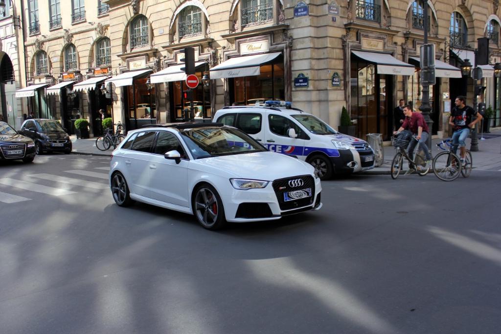 666519RS38V1332.jpg