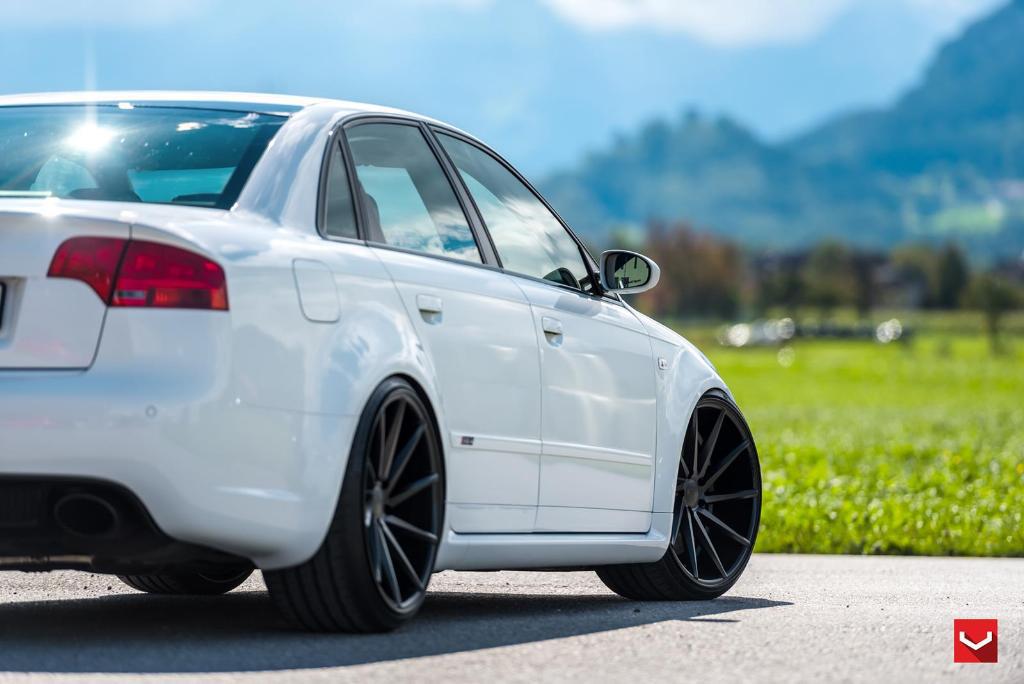 667379AUDIWHEELS0430BRS4B7.jpg