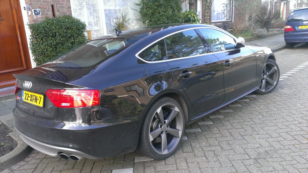 668282248S5SPORTBACK.jpg