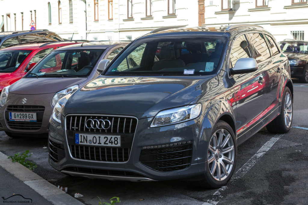 668349499Q7V12.jpg