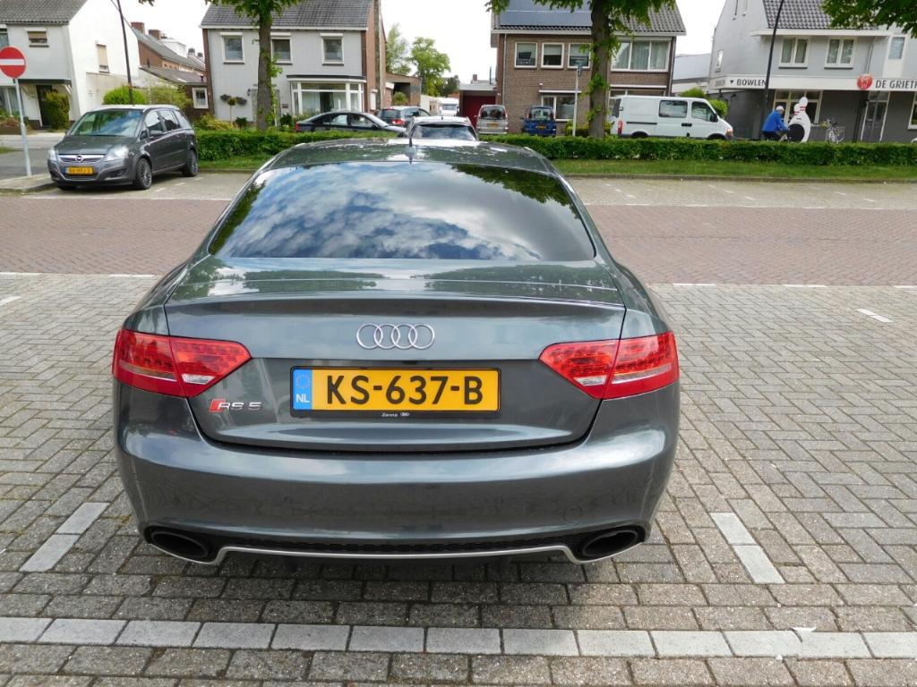 669210AUDIRS53290.jpg