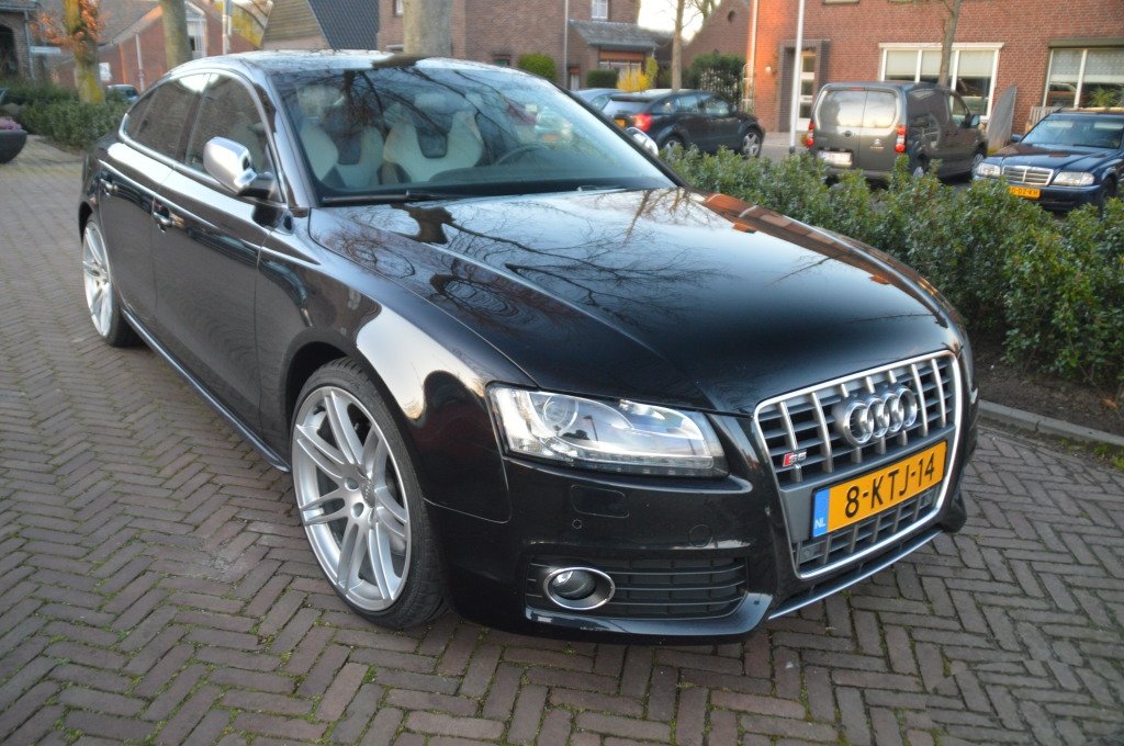 670508288S5SPORTBACK.jpg