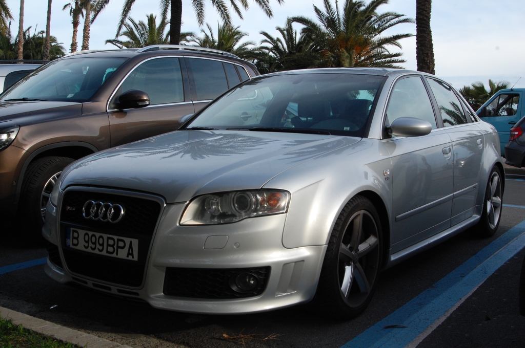 670583AUDIRS4933.jpg