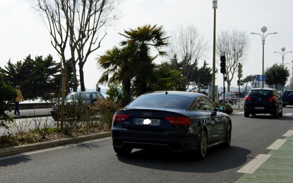 671147AUDIRS5832.jpg