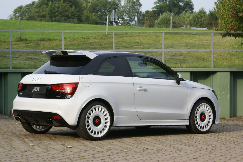 671812A1QUATTRO80.jpg