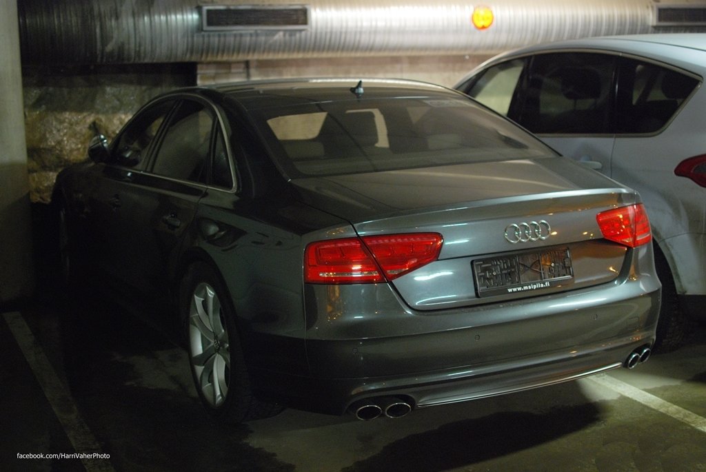 673865S8D41406.jpg
