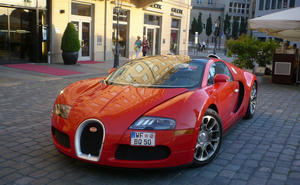 673867BUGATTIVEYRONGRANDSPORT80.jpg