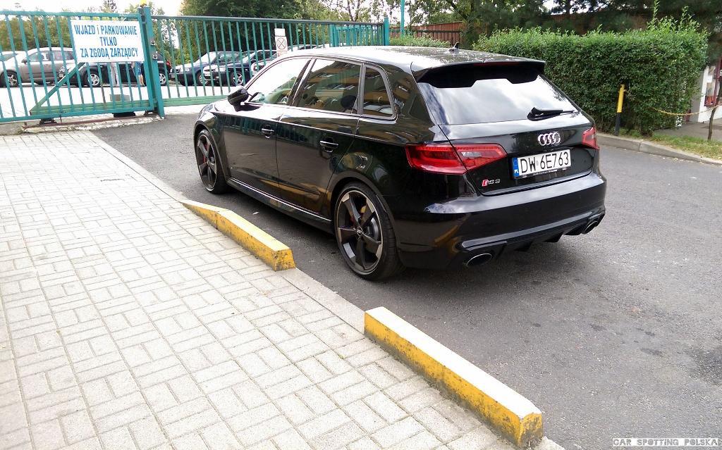 674338RS38V1441.jpg