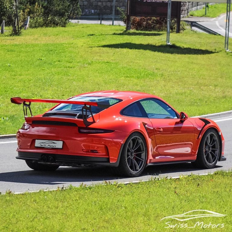 6746610137PORSCHE991GT3RS.jpg