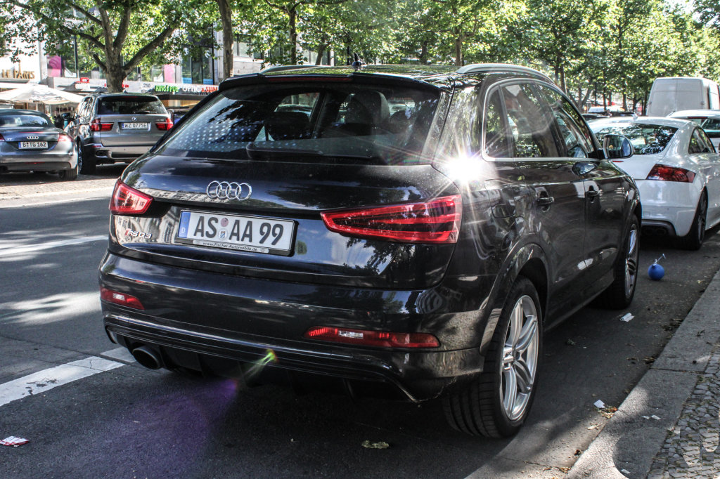 676136RSQ3492.jpg
