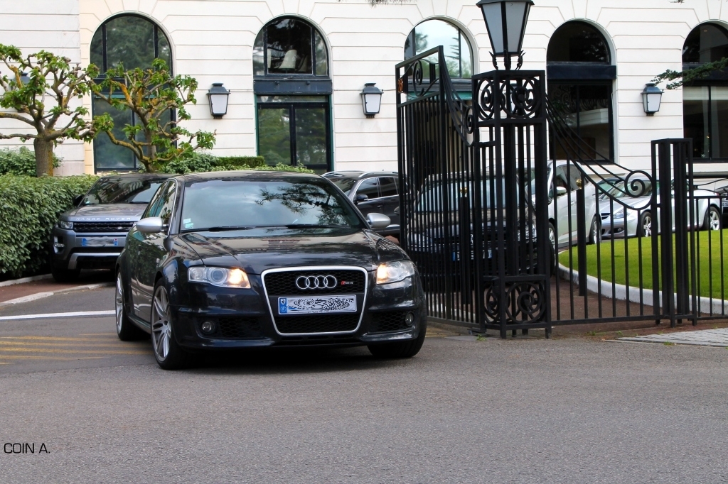 677347AUDIRS41319.jpg