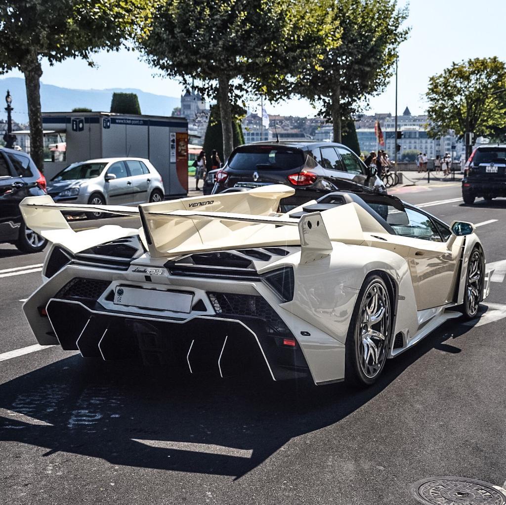 677651VENENO157.jpg