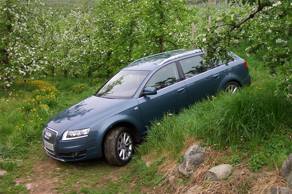 678451260AUDIA6C6ALLROAD.jpg