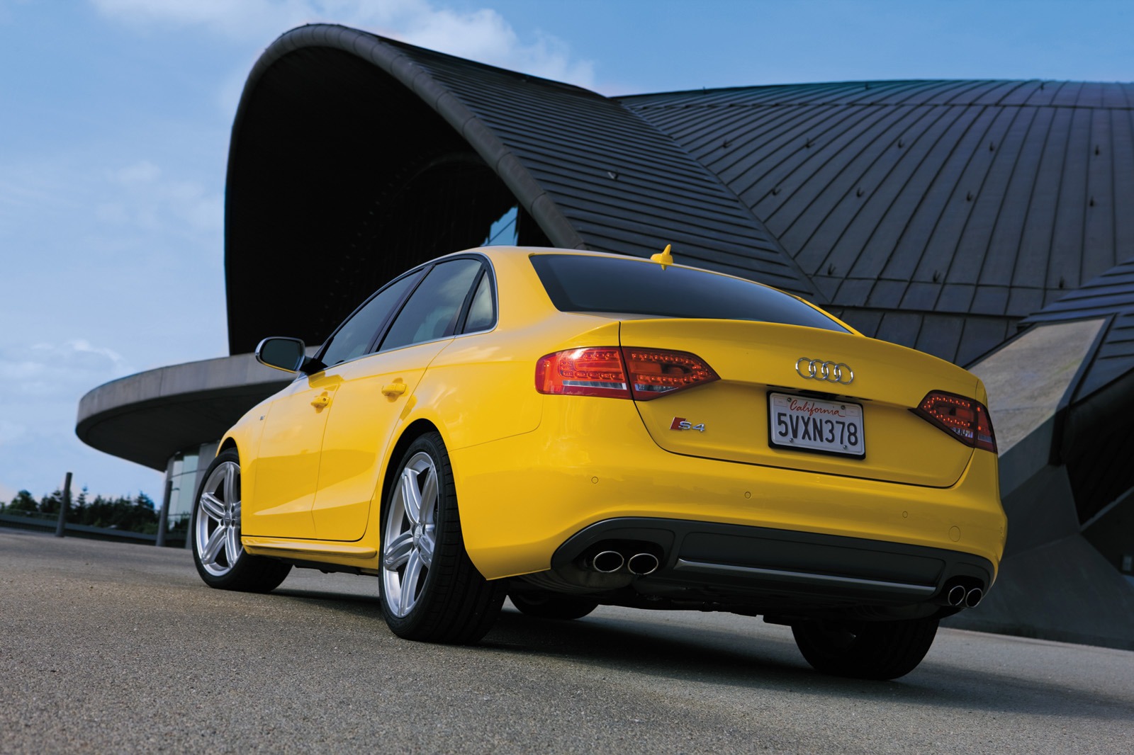679418188S4ESQUIROU.jpg