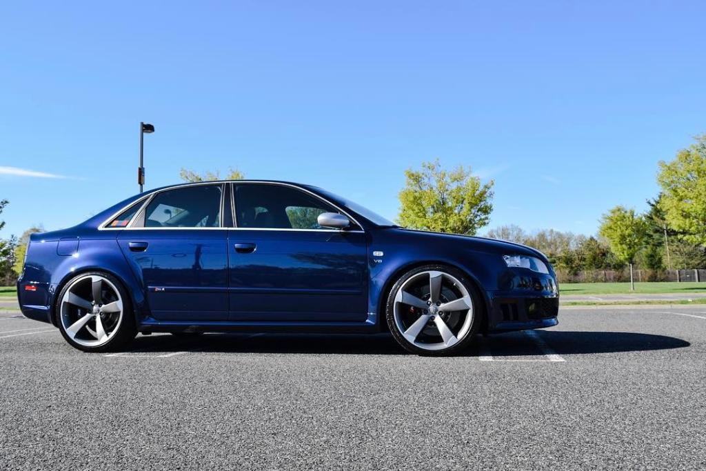 679606AUDIRS43432.jpg