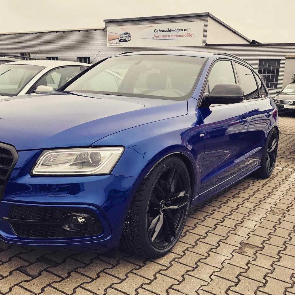 679902AUDISQ52347.jpg