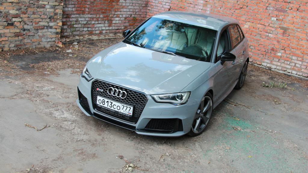 679903RS38V1637.jpg