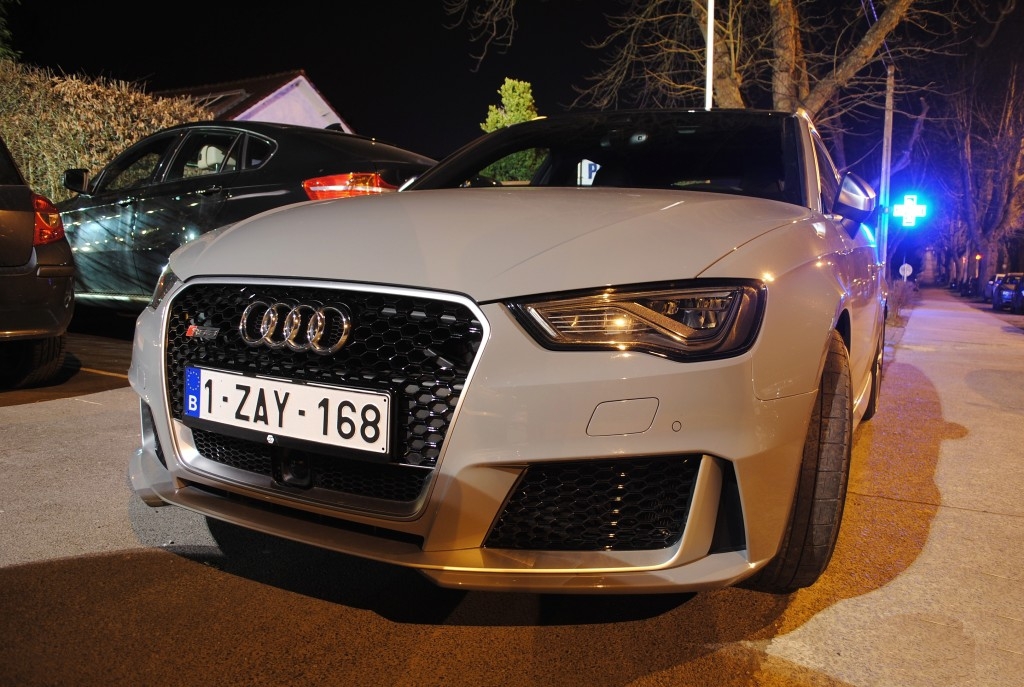 681903RS38V0993.jpg