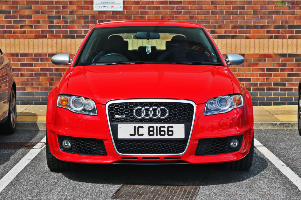 682624AUDIRS42151.jpg