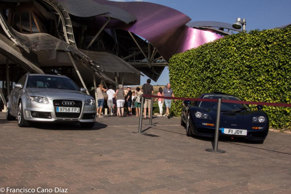 682867AUDIRS42858.jpg