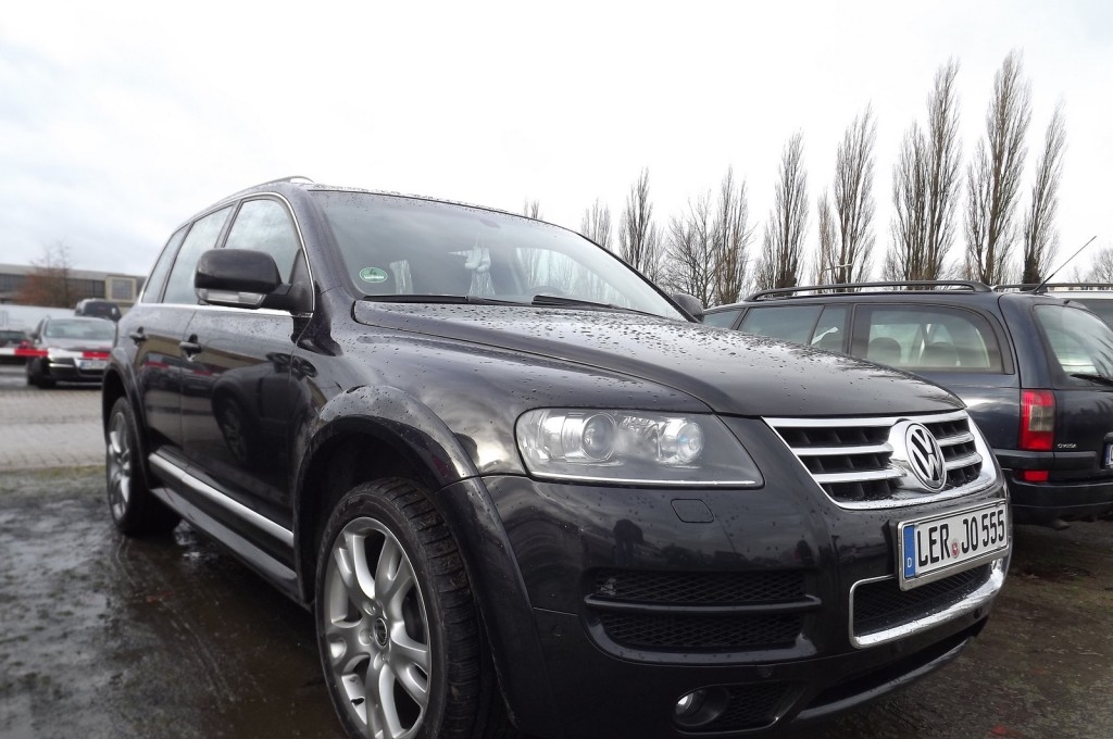 683768TOUAREGV12310112ESQUIROU002.jpg