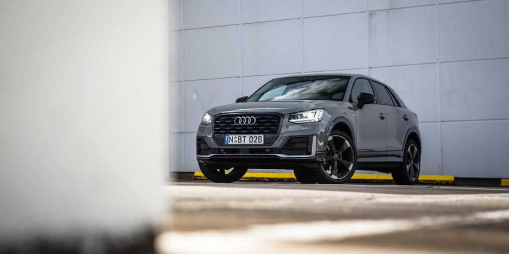 685213AUDIQ20844.jpg
