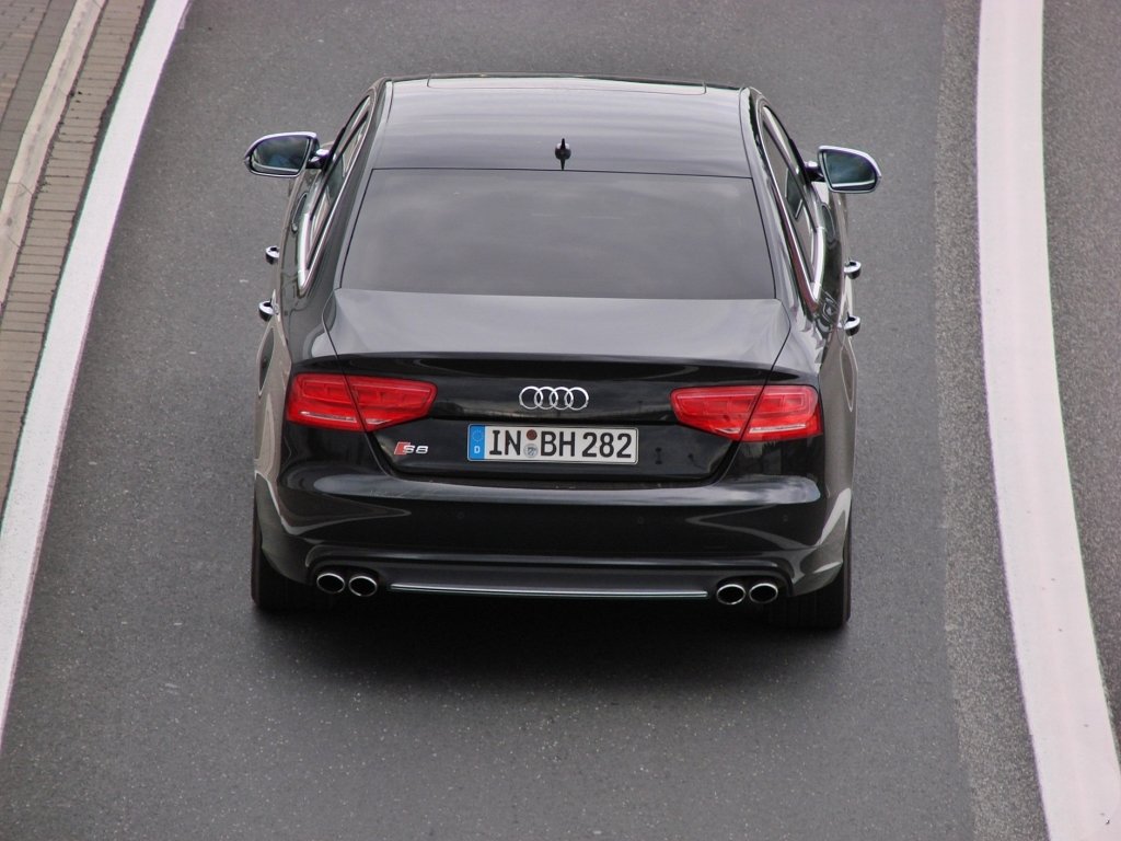 685476S8D4796.jpg