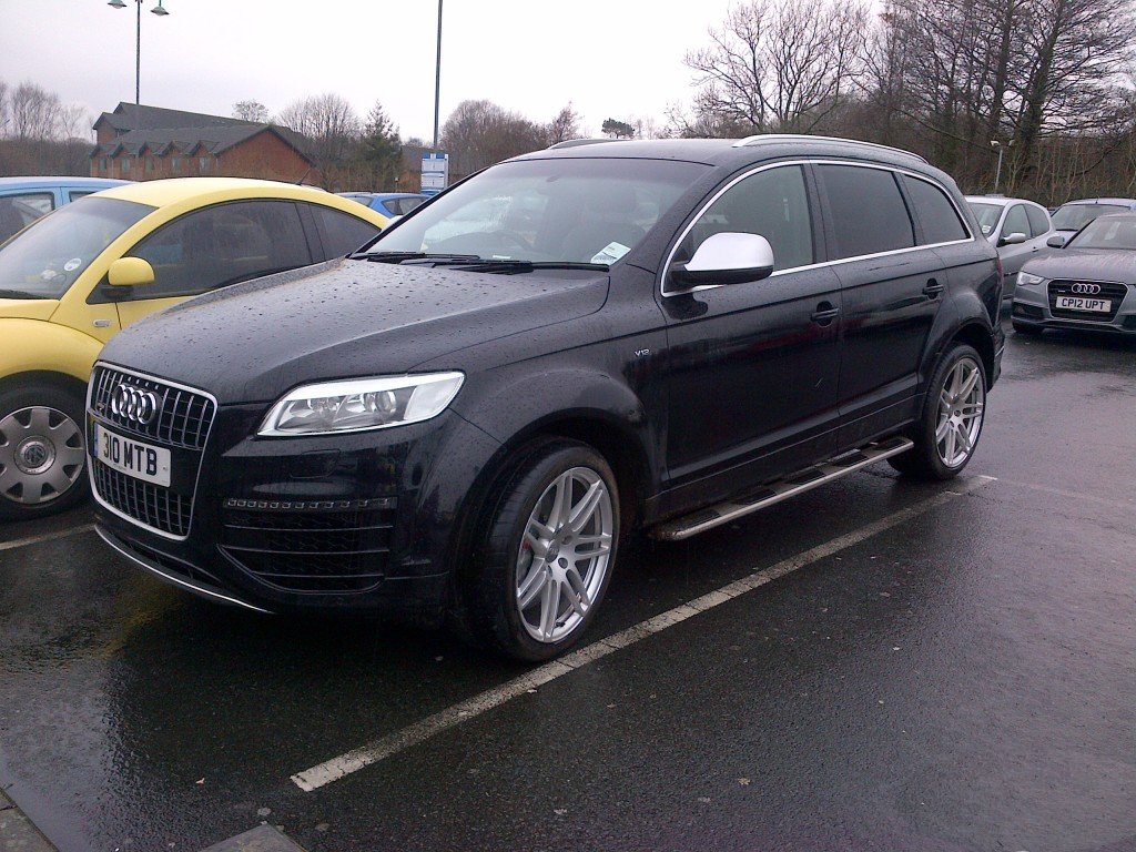 686678682Q7V12.jpg