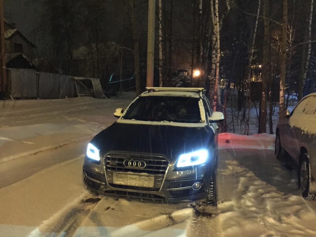 687072AUDISQ52361.jpg