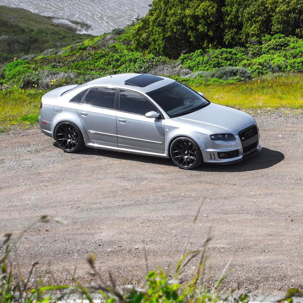 689461AUDIRS43406.jpg