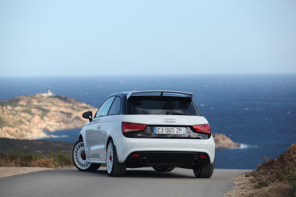 690029A1QUATTRO115.jpg