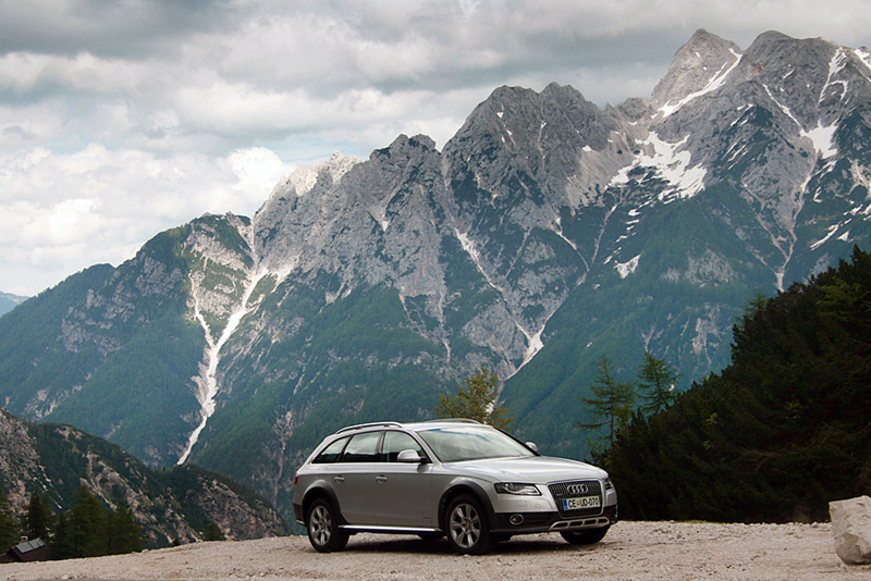 69009736AUDIA4ALLROAD.jpg