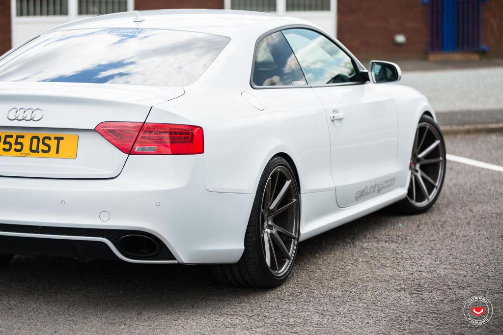 690105AUDIWHEELS1023M3RS5.jpg
