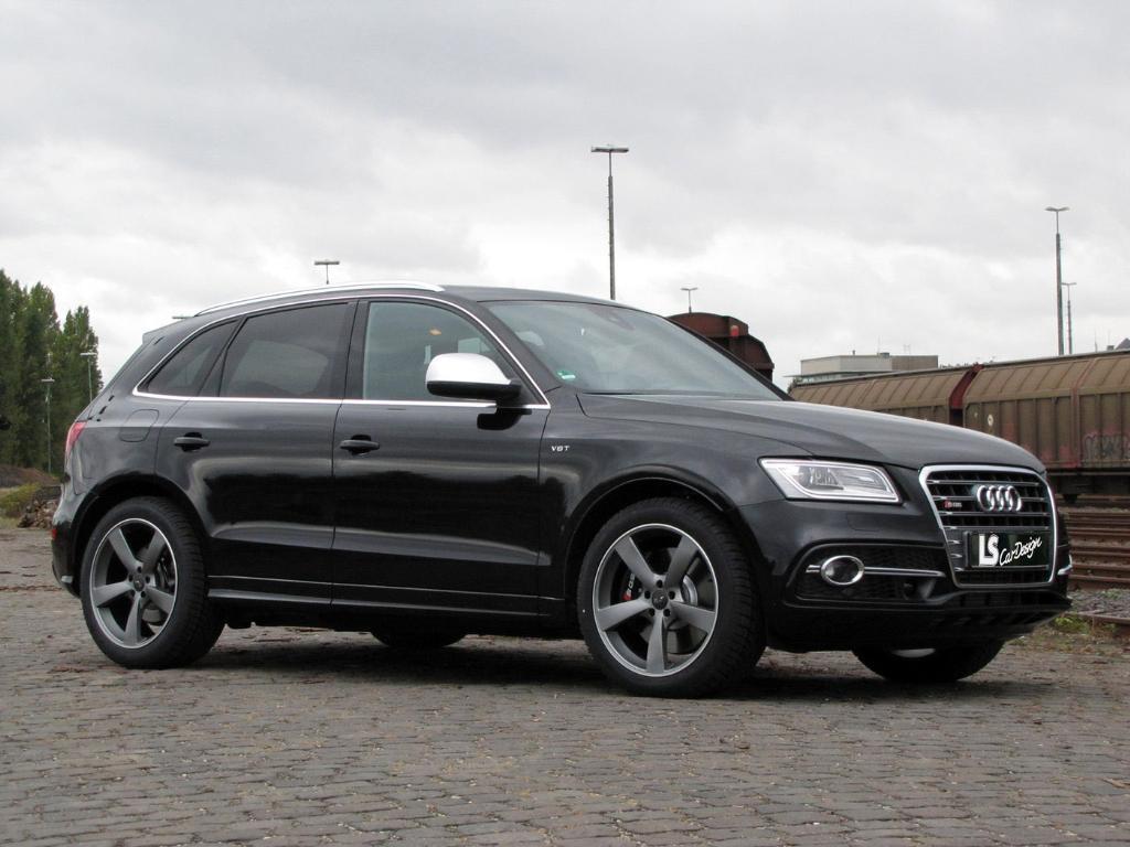 692704AUDISQ51456.jpg