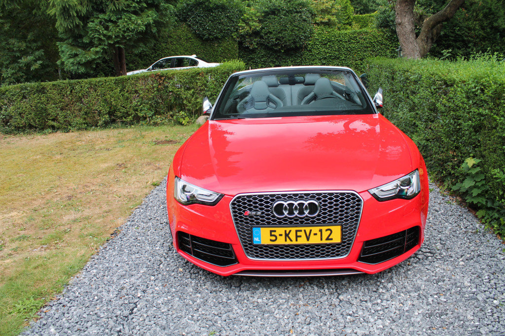 693724415RS5CABRIOLET.jpg