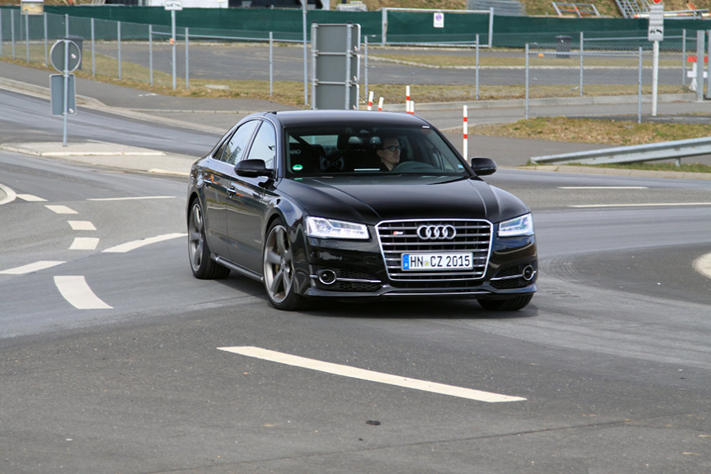 694579S8D41477.jpg