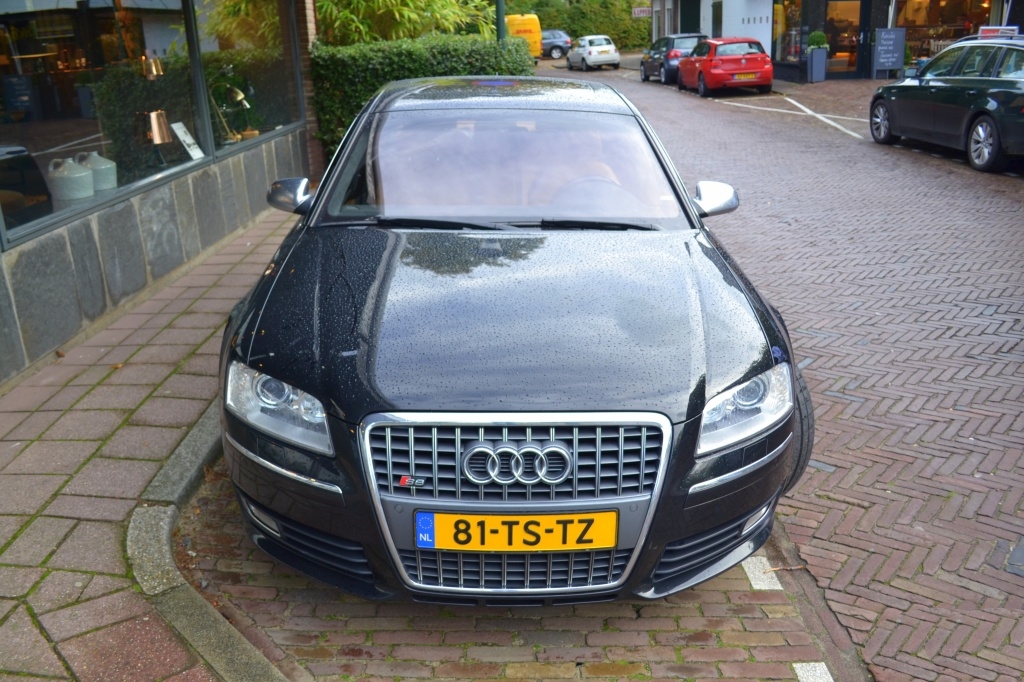 696091804S8D3.jpg