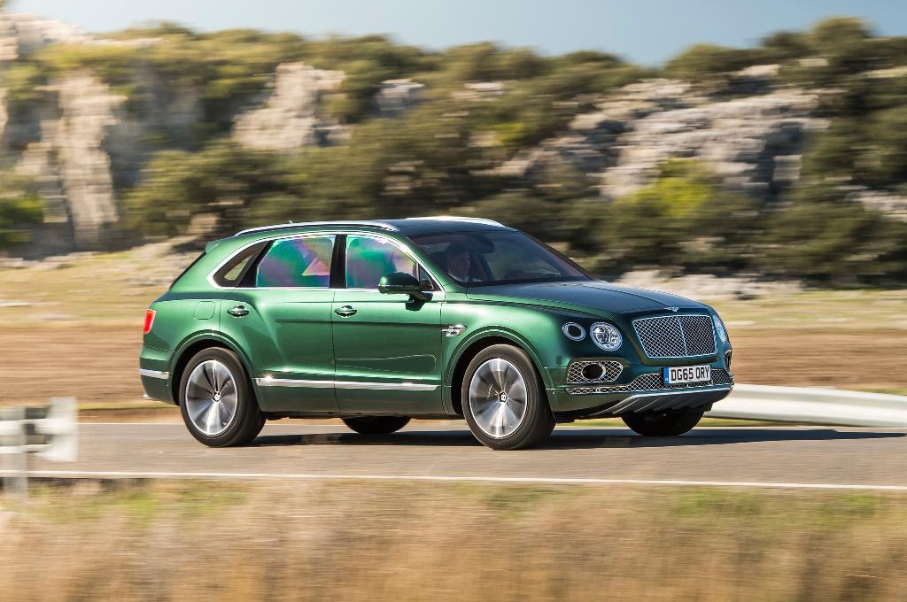 696936BENTAYGA0053.jpg
