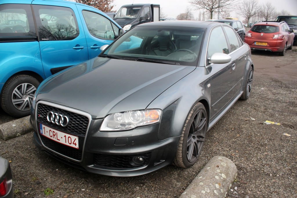 696994AUDIRS41626.jpg