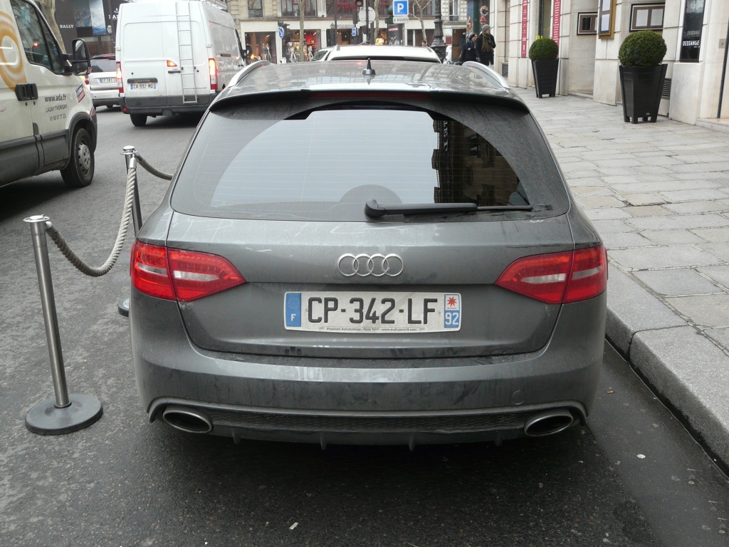 697948RS4B8745.jpg